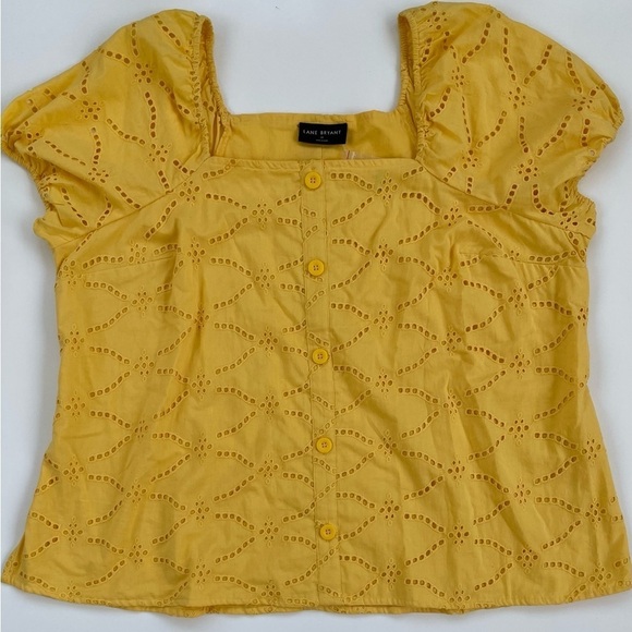 Lane Bryant Women's Yellow Classic Eyelet Blouse with Button Detail Size 20, NWT - Picture 4 of 9